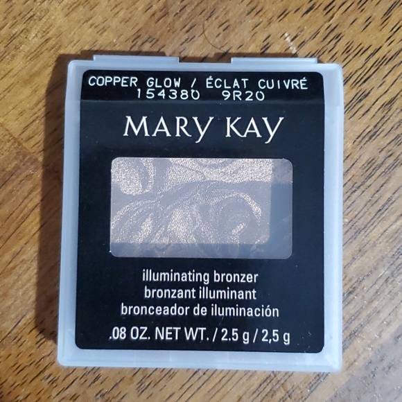 Mary Kay Blush and Bronzer - Picture 4 of 8